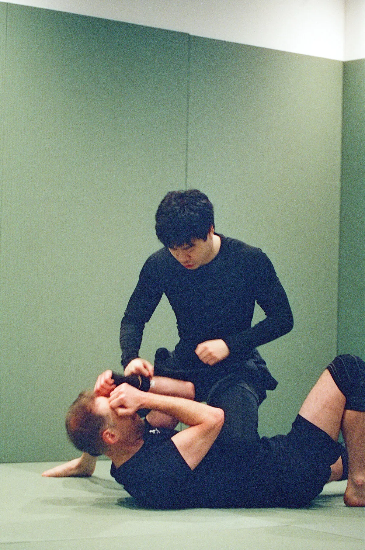 No-Gi sparring at Wave BJJ